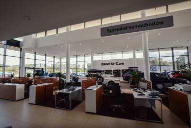 Samochod-Salon-Samochodowy-BMW-MCars-Nowy-Sacz-ArchiVision-08-ikona